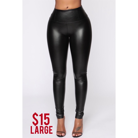 Clothes and shoes - Picture 3 of 4